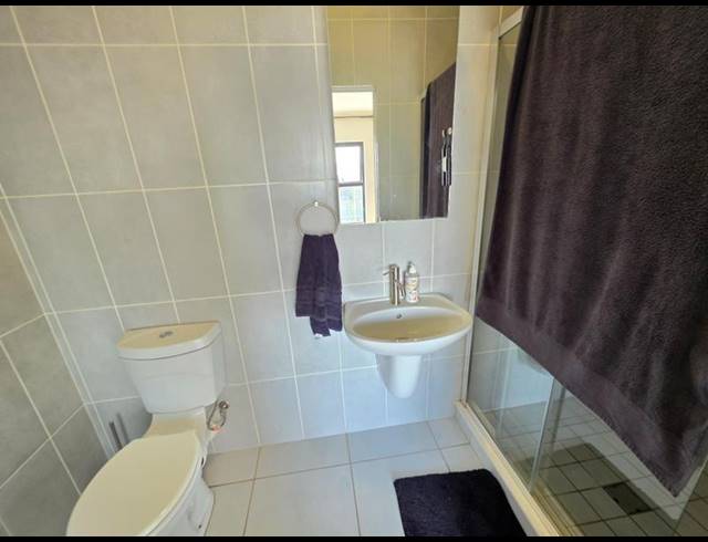 2 BEDROOM PROPERTY TO RENT IN MOOIKLOOF